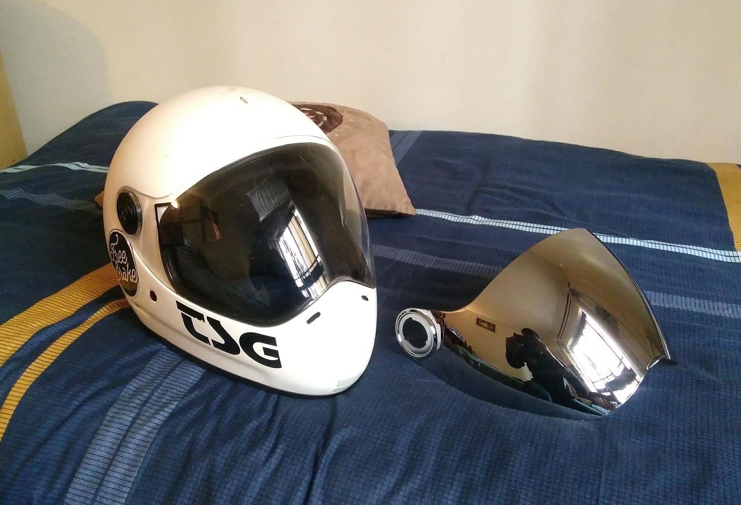 8 Best Full-Face Helmet for Downhill Longboarding in 2025